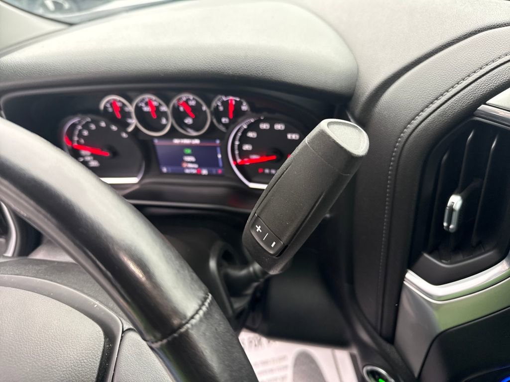 Used 2021 Chevrolet Silverado 1500 LT image 24