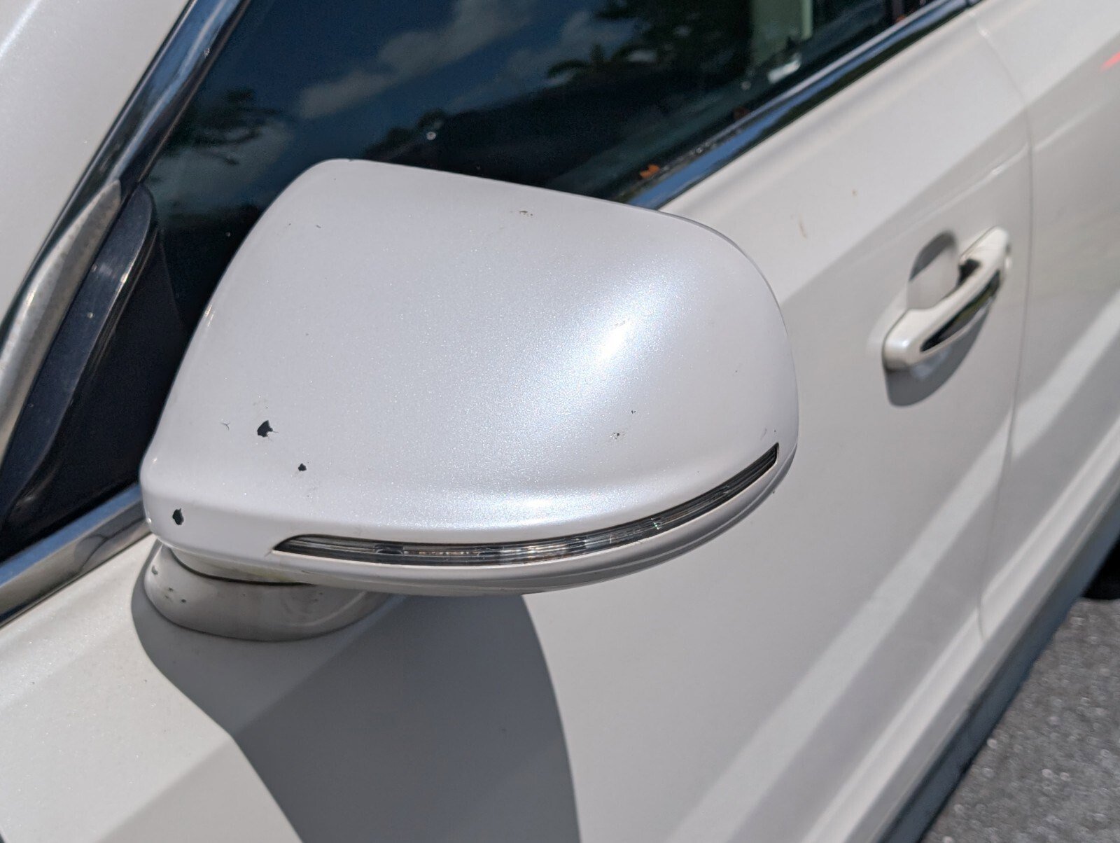 Used 2013 Lincoln MKT FWD image 6