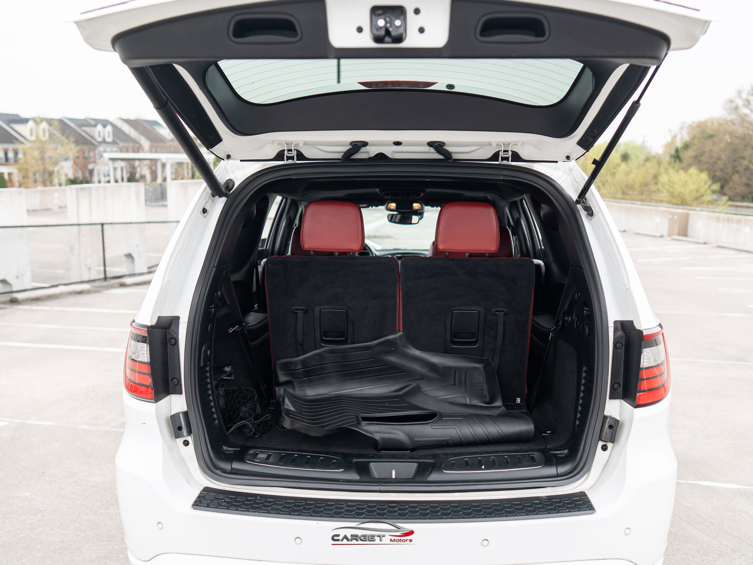 Used 2017 Dodge Durango R/T w/ Technology Group AWD/4WD image 47