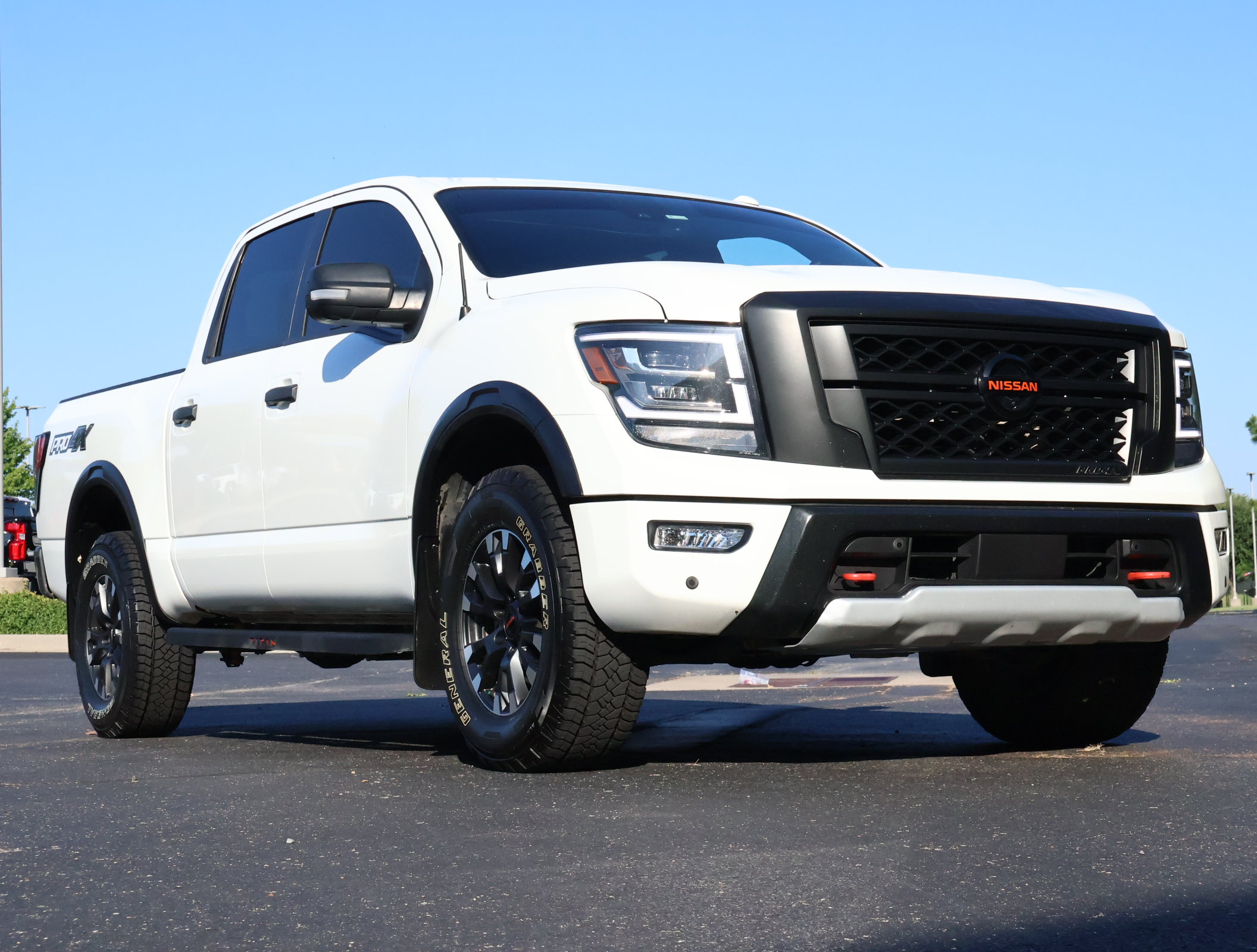 Used 2021 Nissan Titan PRO-4X w/ Pro-4x Convenience Package