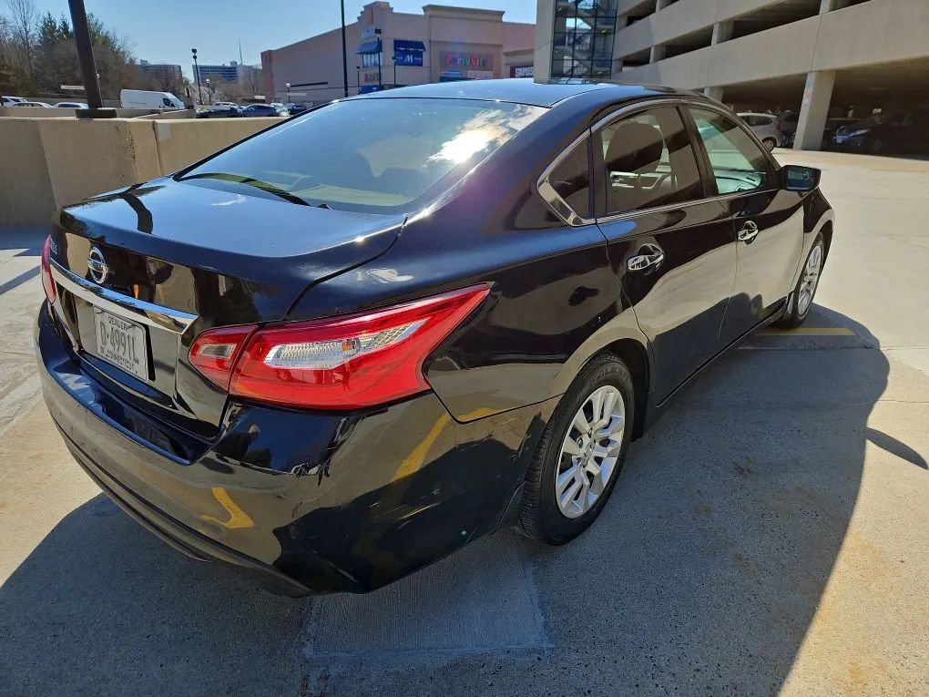 Used 2017 Nissan Altima 2.5 S w/ Power Driver Seat Package image 3