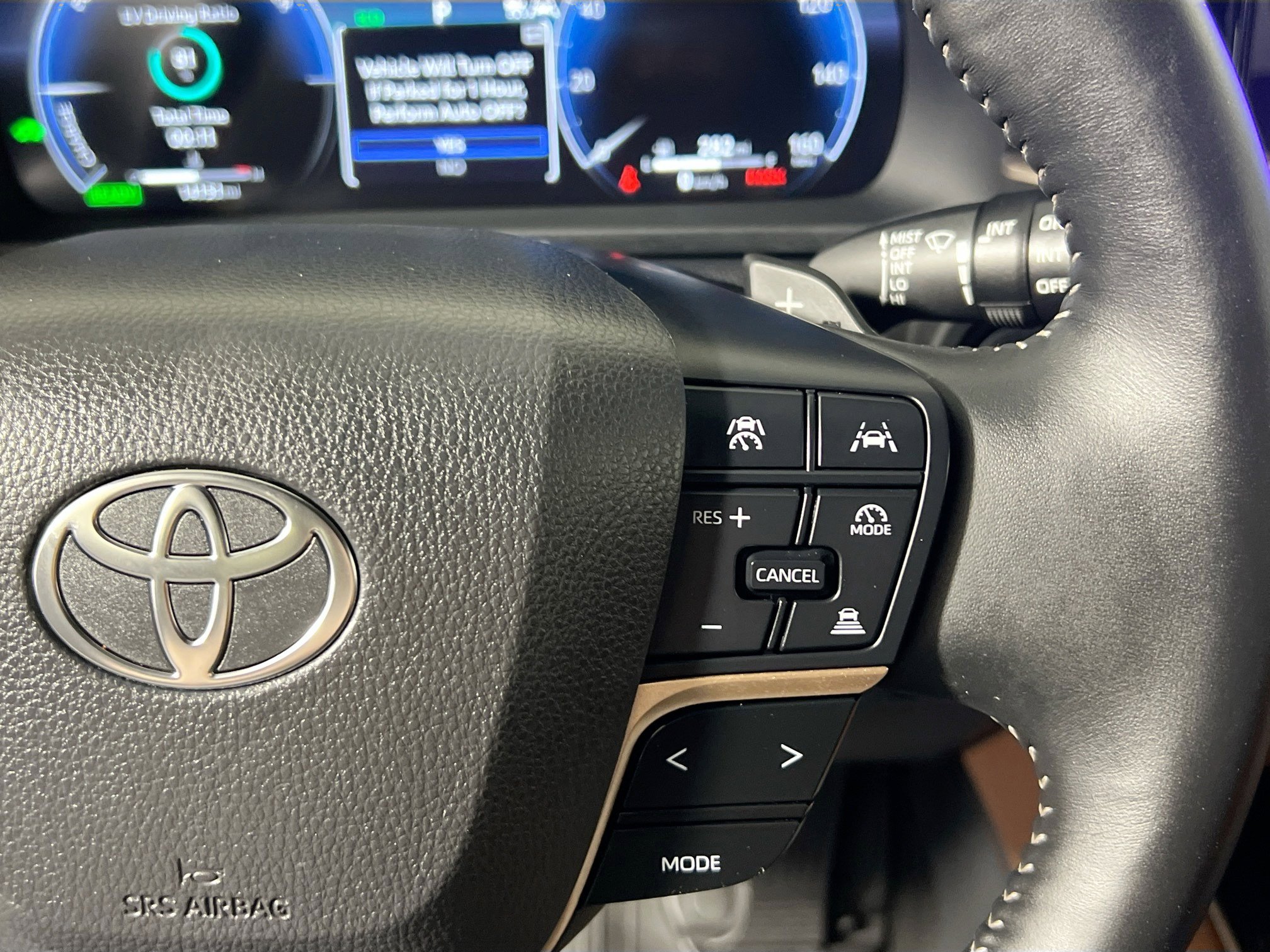 Used 2025 Toyota Crown Signia AWD/4WD image 19