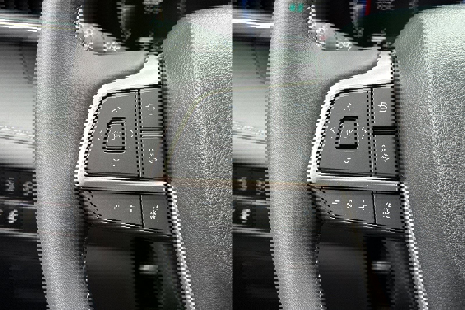 New 2025 Toyota Highlander Limited image 29