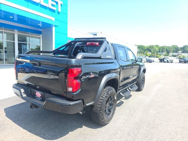 New 2026 Chevrolet Colorado ZR2 w/ Midnight Edition AWD/4WD image 7