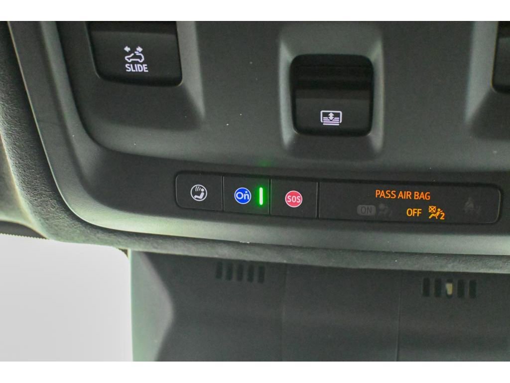 Certified 2024 Cadillac Escalade Sport Platinum w/ LPO, ONYX Package image 59