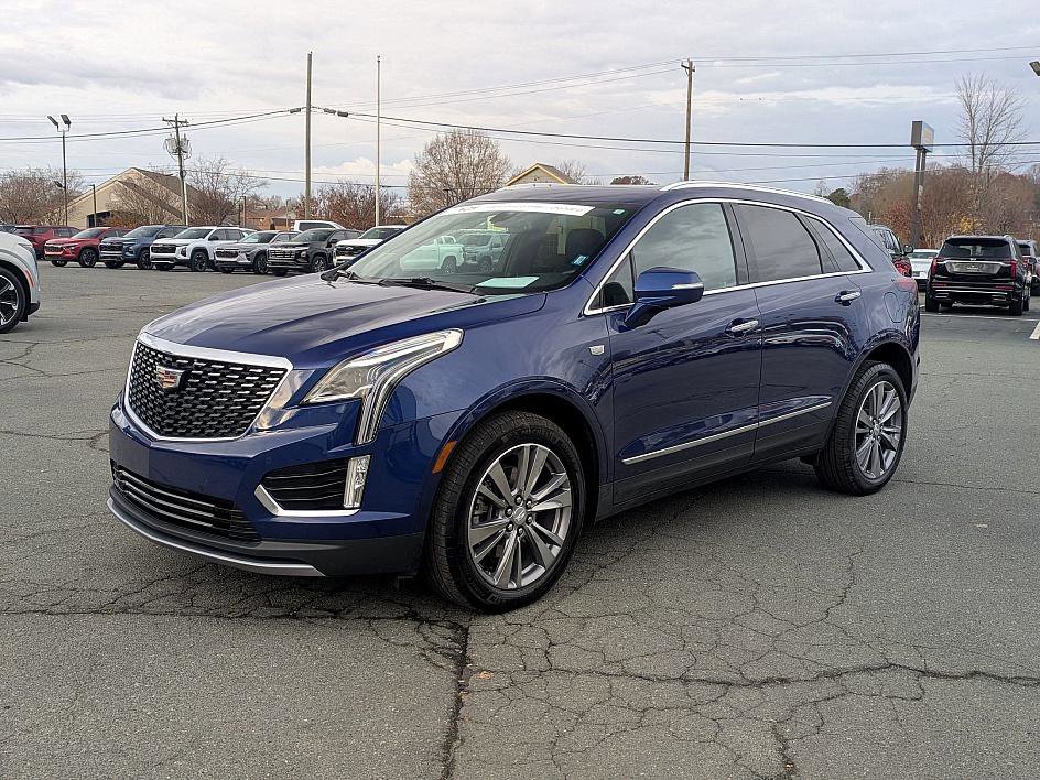 Certified 2025 Cadillac XT5 Premium Luxury