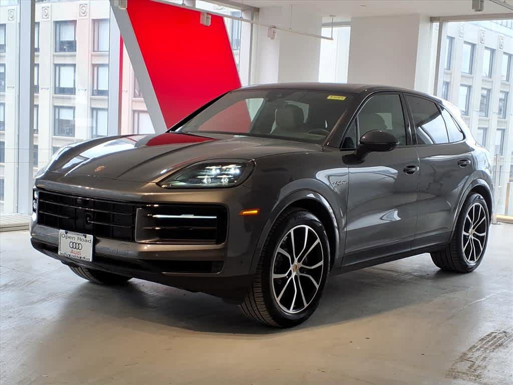 Used 2025 Porsche Cayenne E-Hybrid