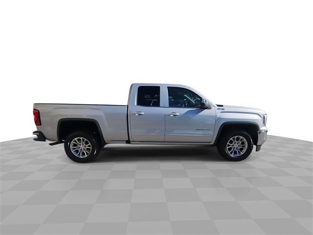 Used 2017 GMC Sierra 1500 SLE w/ SLE Value Package image 9