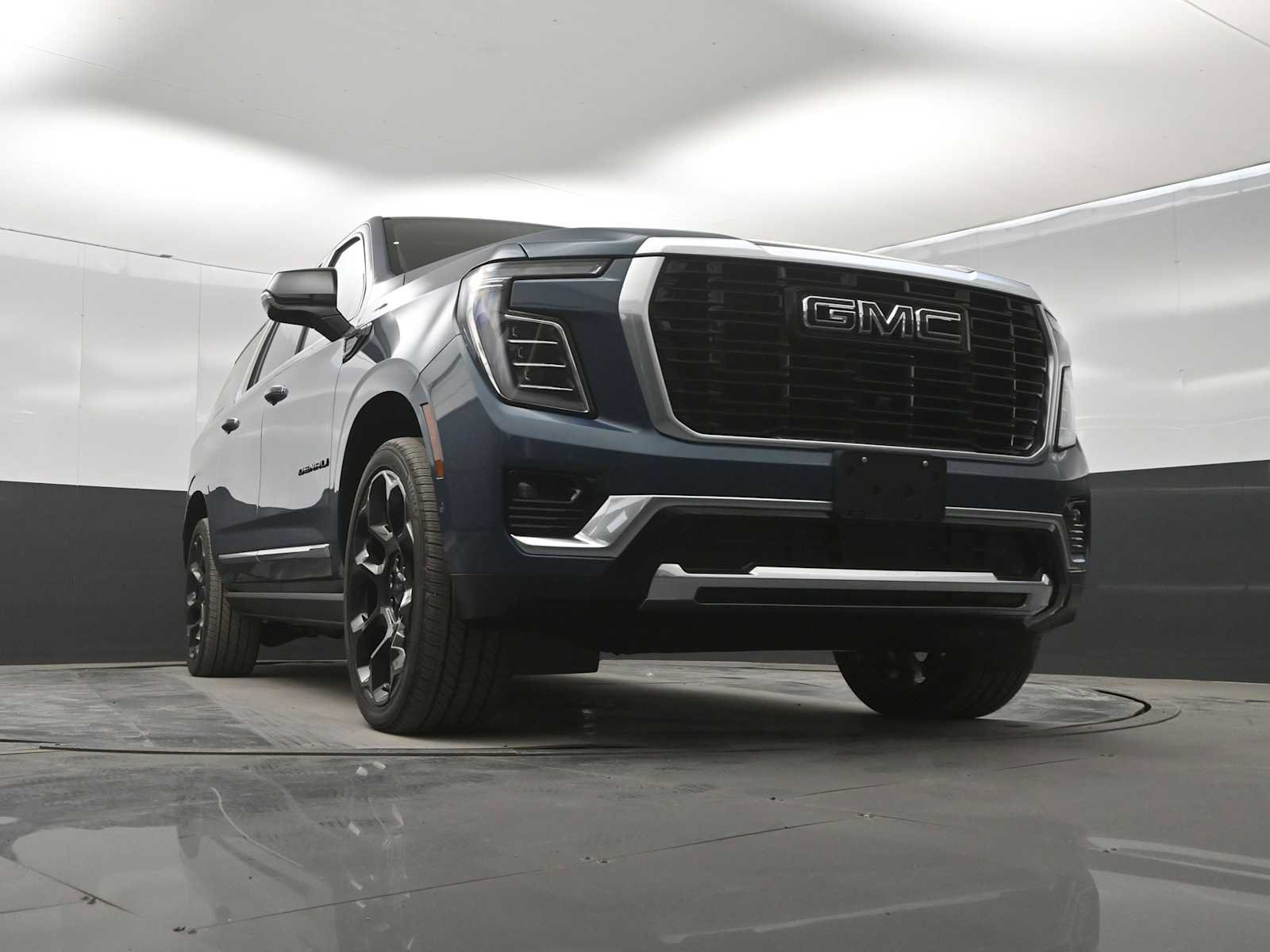 New 2026 GMC Yukon XL Denali w/ Denali Reserve Package AWD/4WD image 29