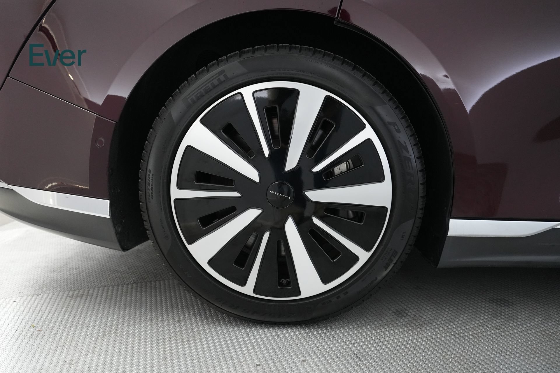 Used 2023 Lucid Air Pure RWD image 22
