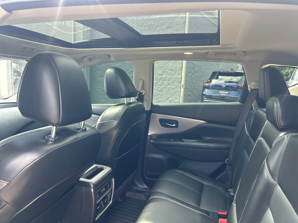 Used 2021 Nissan Murano SL w/ SL Moonroof Package FWD image 12