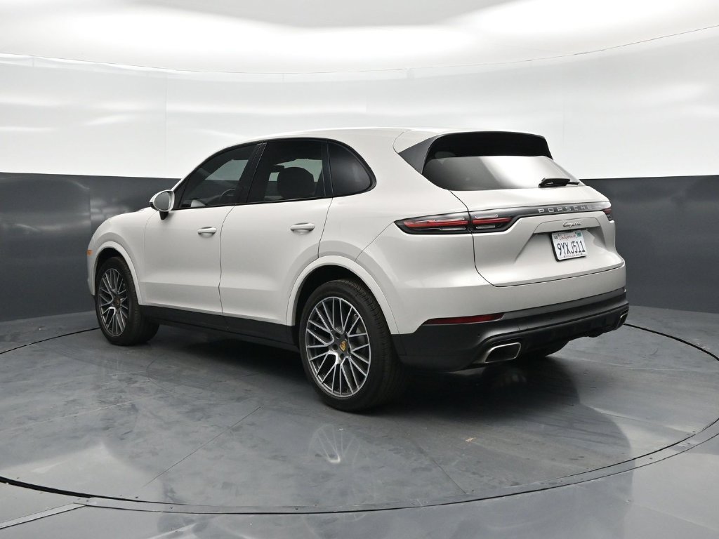 Used 2021 Porsche Cayenne AWD/4WD image 5