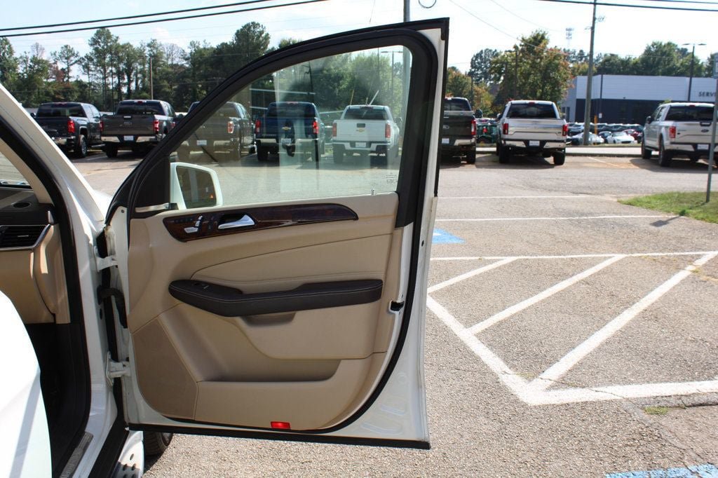 Used 2019 Mercedes-Benz GLS 450 4MATIC image 32