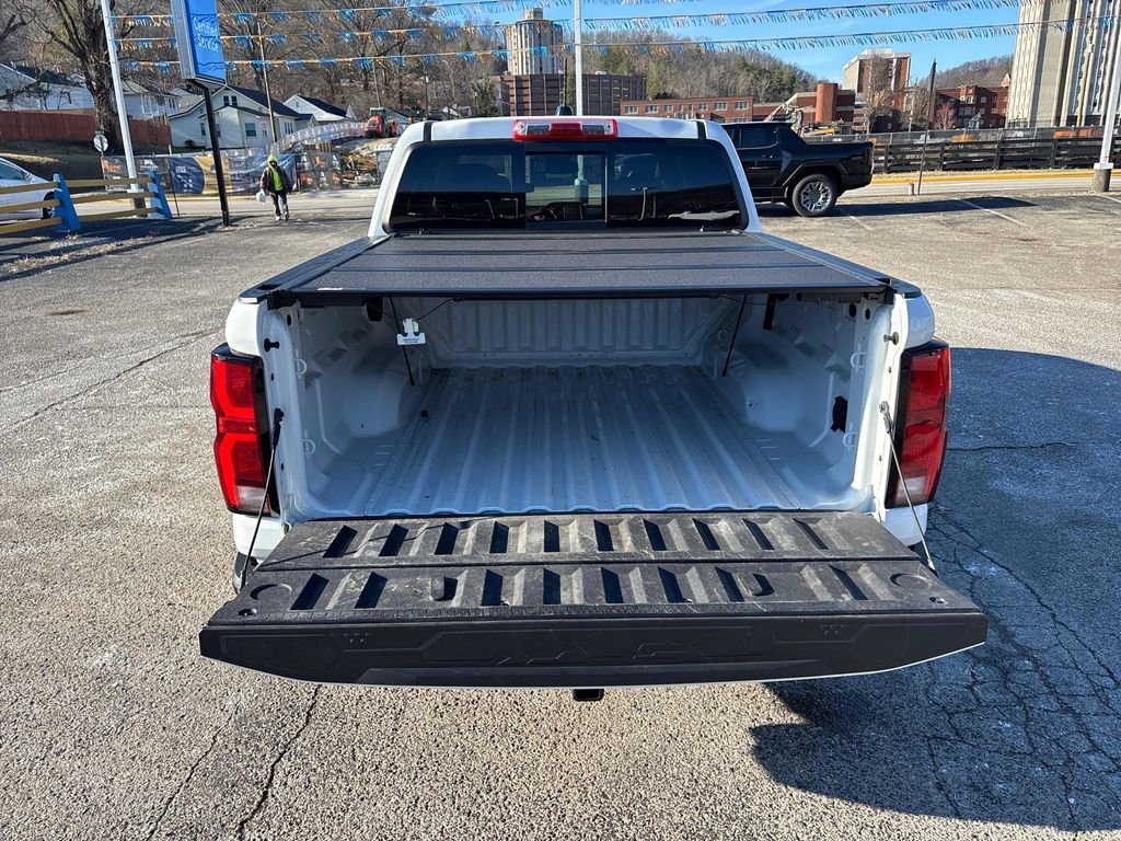 Used 2024 Chevrolet Colorado Z71 w/ Z71 Convenience Package 2 image 27