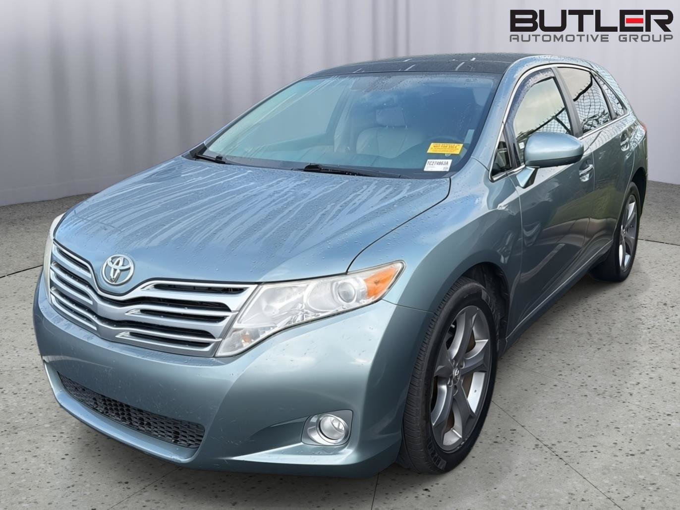 Used 2012 Toyota Venza Limited FWD image 2
