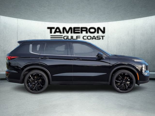 Used 2024 Mitsubishi Outlander SE Black Edition FWD image 8