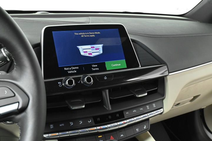 New 2025 Cadillac CT4 Premium Luxury image 13