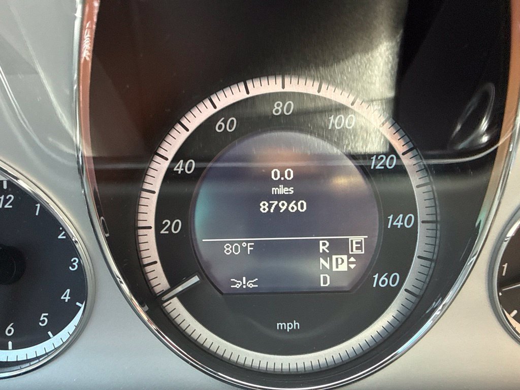 Used 2011 Mercedes-Benz E 350 4MATIC Sedan image 12