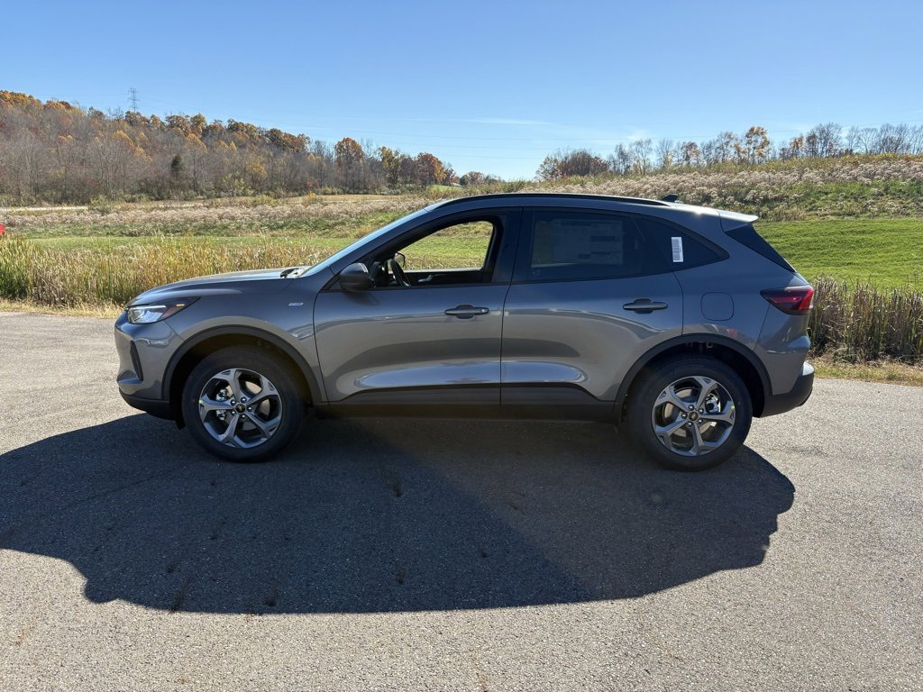 New 2026 Ford Escape ST-Line w/ Tech Pack #1 image 2