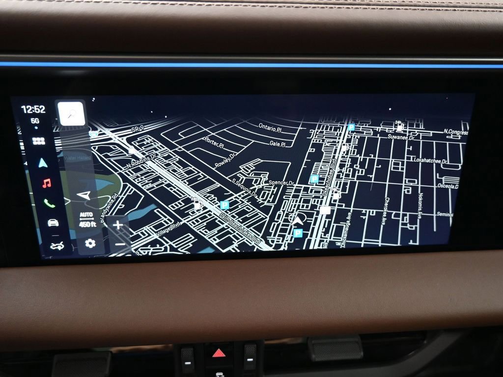 Certified 2025 Porsche Macan 4 Electric image 20