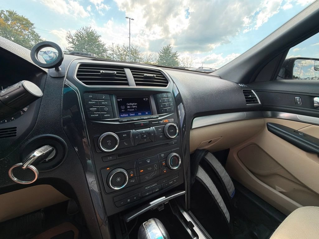 Used 2017 Ford Explorer 4WD image 10