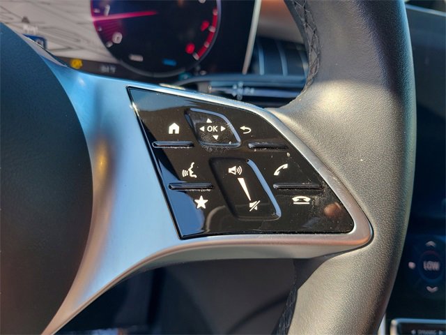 Used 2023 Mercedes-Benz GLC 300 4MATIC w/ Exclusive Trim Package image 31