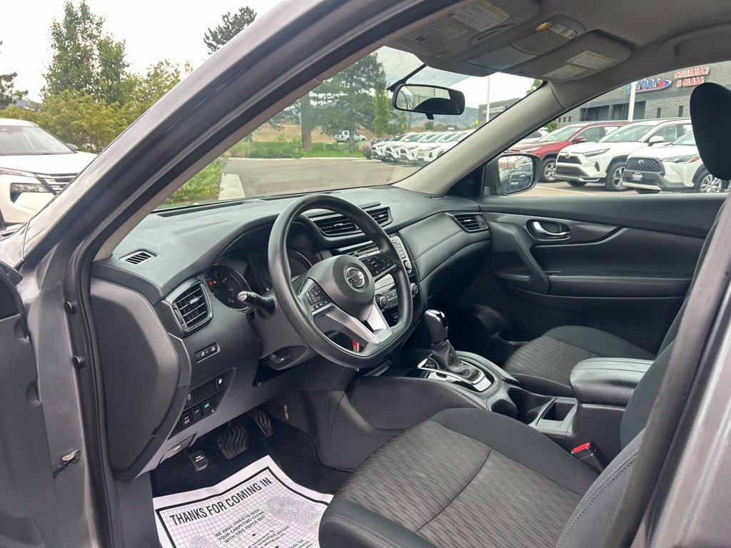Used 2018 Nissan Rogue S AWD/4WD image 23