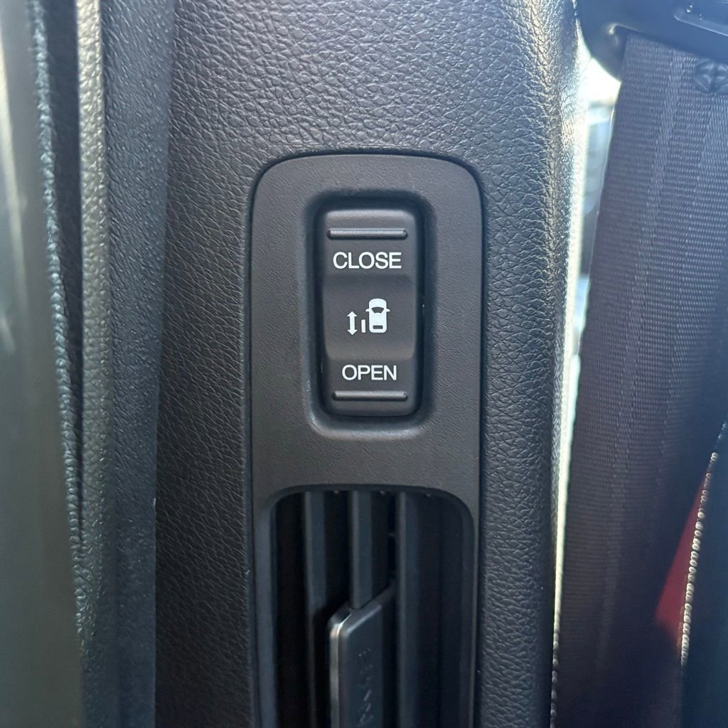 Used 2024 Honda Odyssey Sport image 23