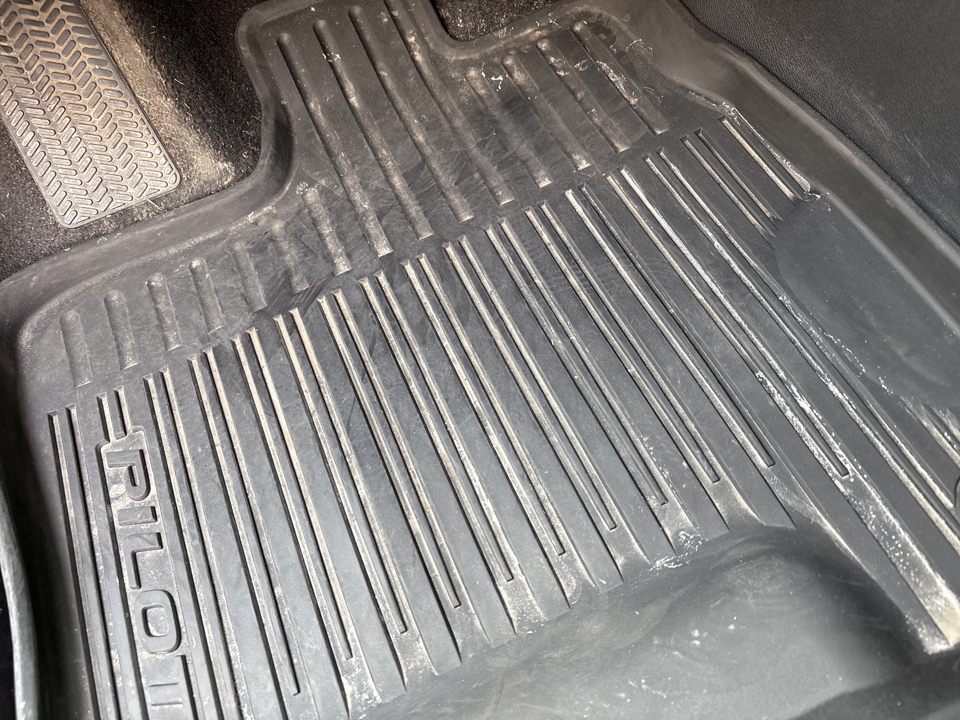 Used 2019 Honda Pilot Touring image 17