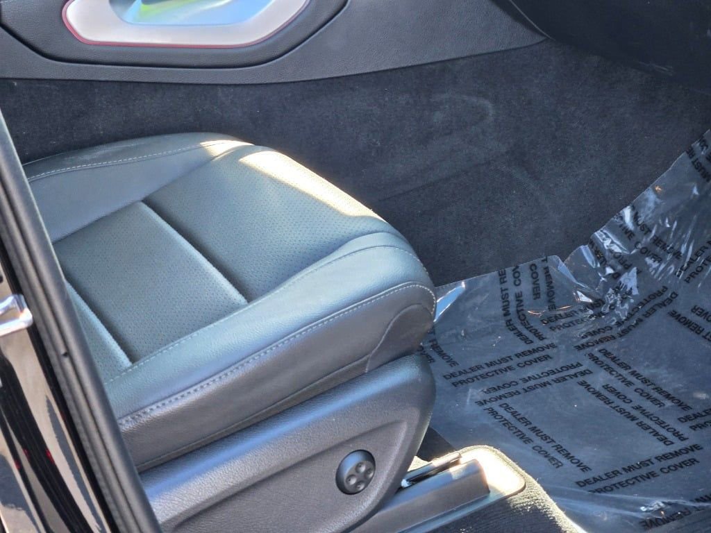 Used 2024 Mercedes-Benz GLE 450 4MATIC image 9