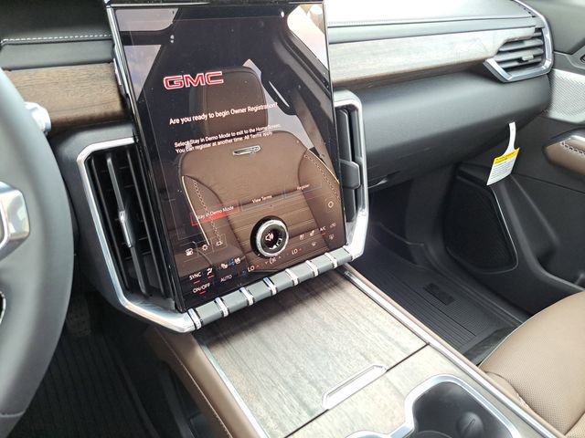 New 2026 GMC Acadia Denali Ultimate w/ LPO, Floor Liner Package image 22