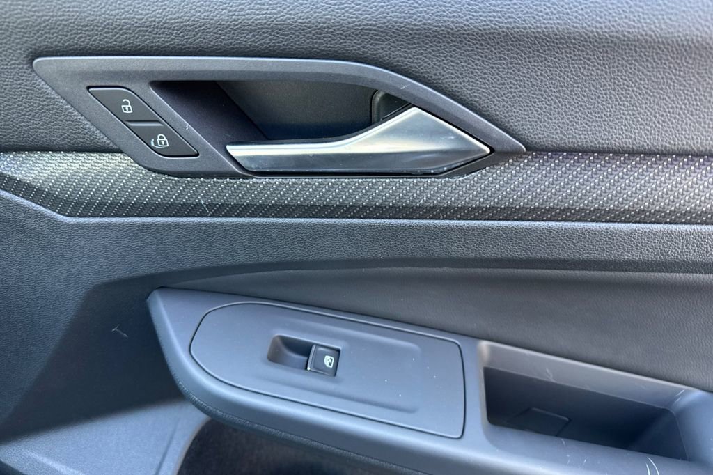 Used 2024 Volkswagen Golf R image 21