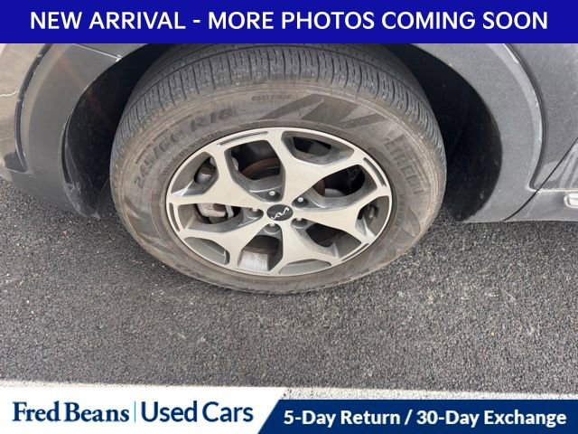 Used 2022 Kia Telluride EX image 4