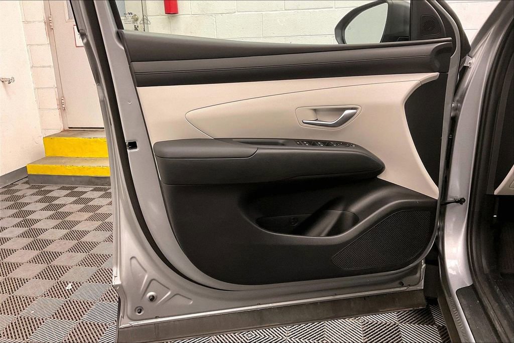 Certified 2026 Hyundai Tucson SE FWD image 22