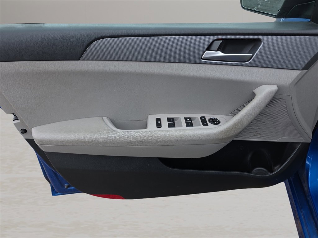 Used 2018 Hyundai Sonata SE image 27