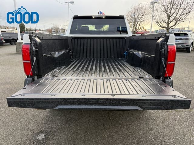 Used 2024 Toyota Tacoma SR image 30