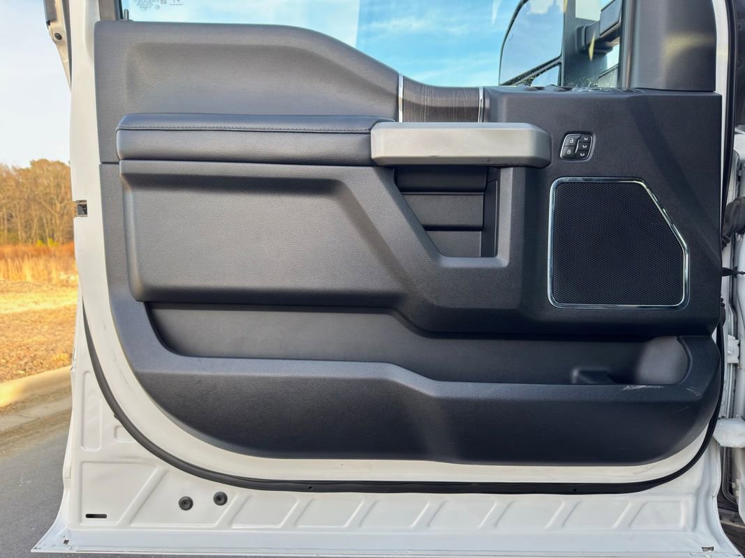 Used 2021 Ford F250 Lariat w/ Lariat Ultimate Package image 12