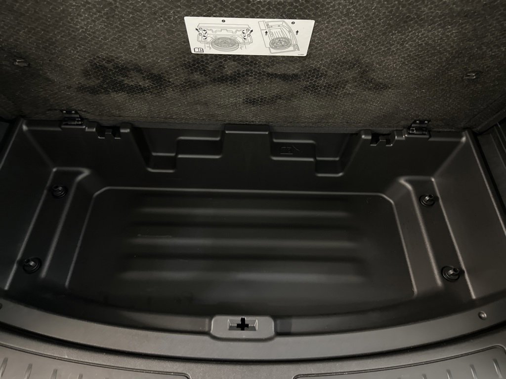 Used 2020 Buick Enclave Essence image 38