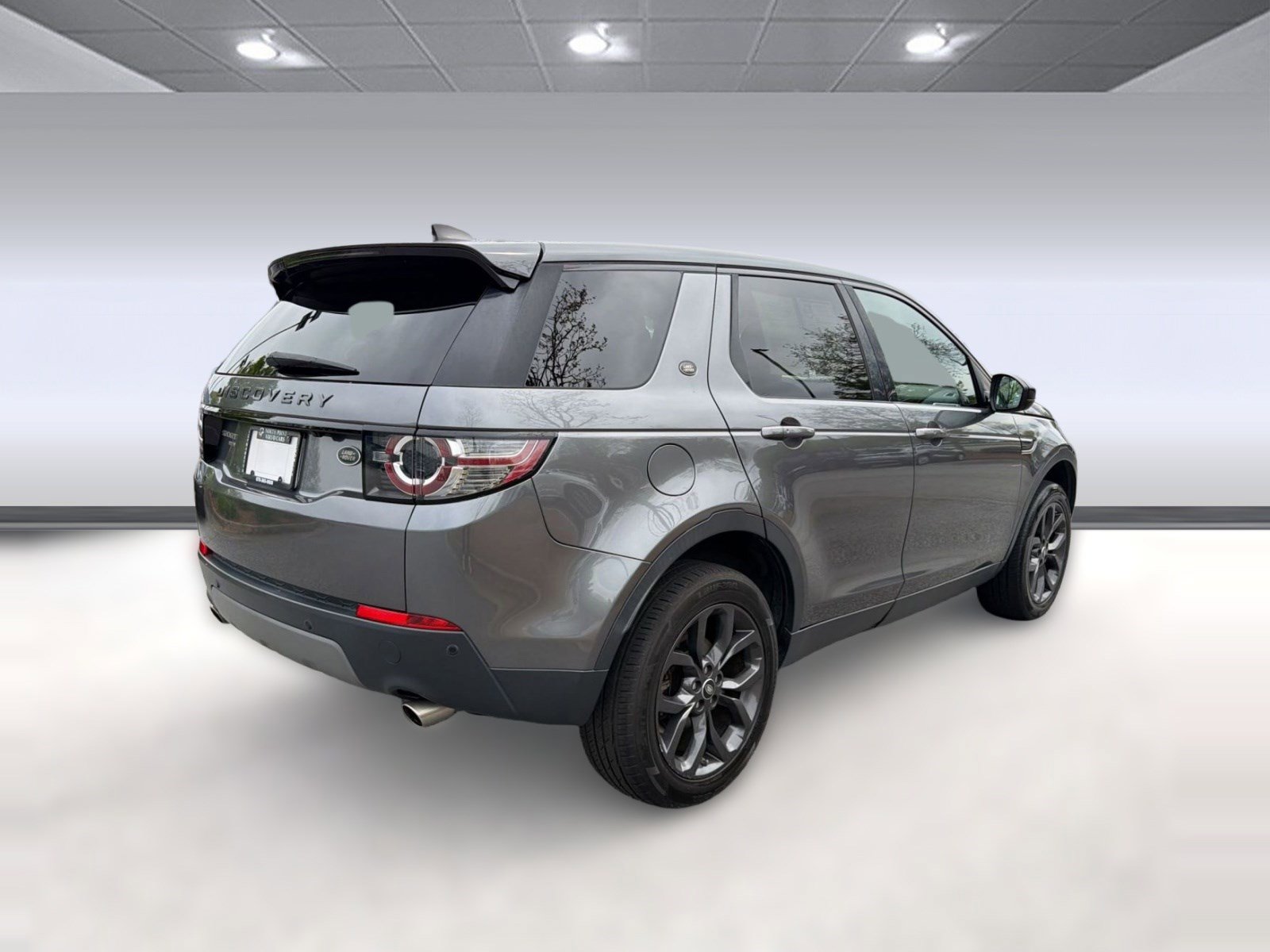 Used 2019 Land Rover Discovery Sport image 9