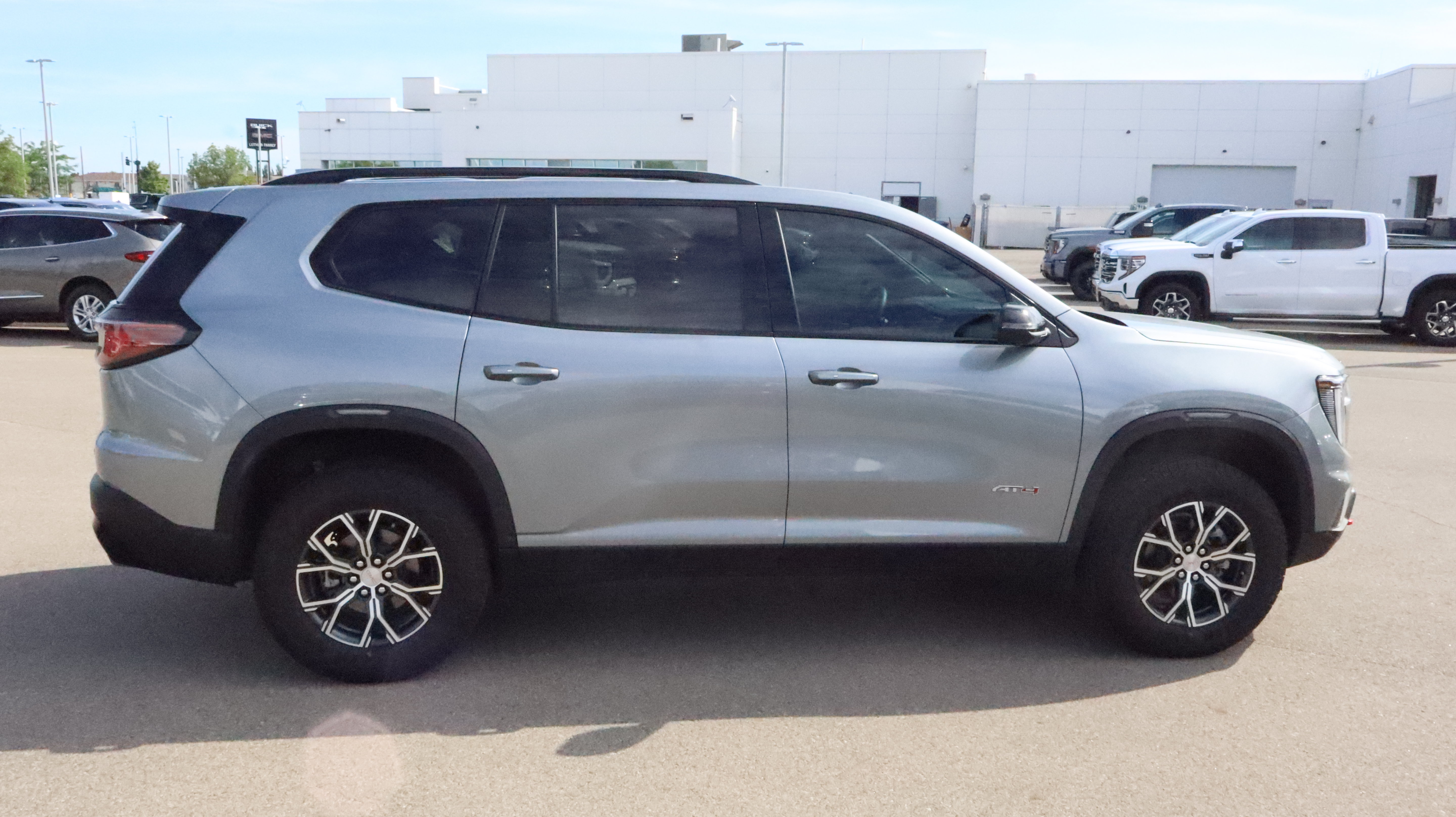 Used 2026 GMC Acadia AT4 w/ LPO, Floor Liner Package AWD/4WD image 8