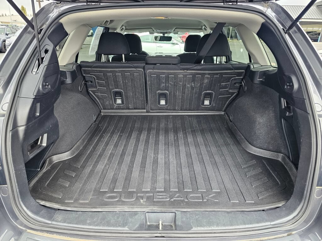 Used 2019 Subaru Outback 2.5i Premium AWD/4WD image 16