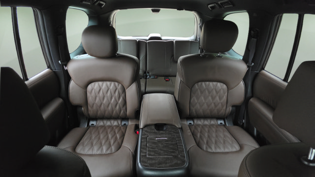 Used 2023 Nissan Armada Platinum w/ Captain's Chairs Package AWD/4WD image 20