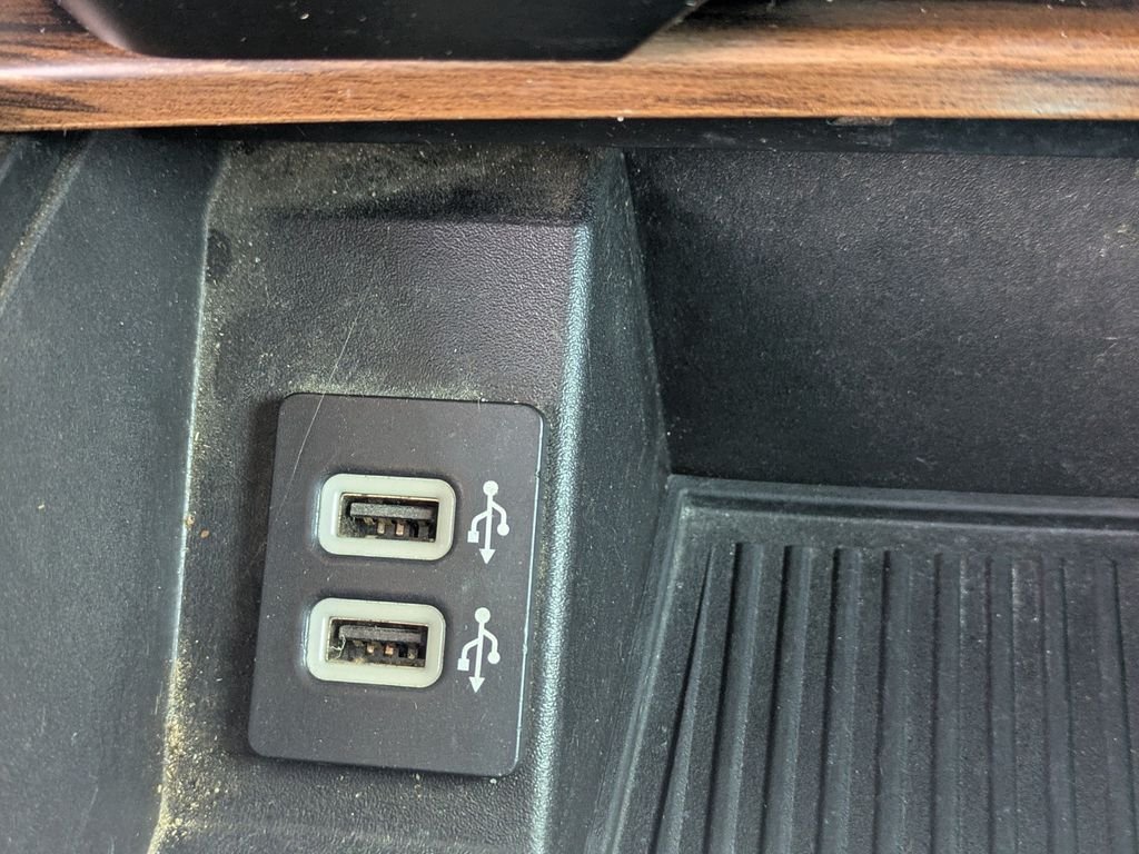 Used 2019 Ford F150 Lariat AWD/4WD image 22