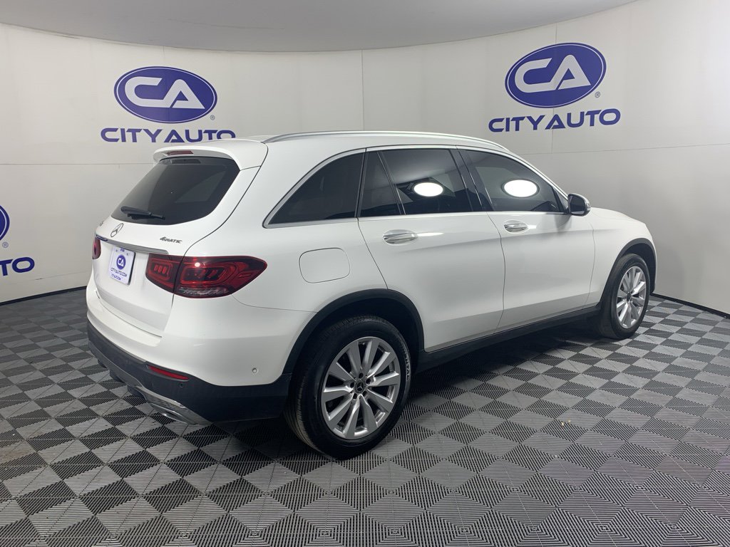Used 2020 Mercedes-Benz GLC 300 4MATIC w/ Parking Assistance Package image 3