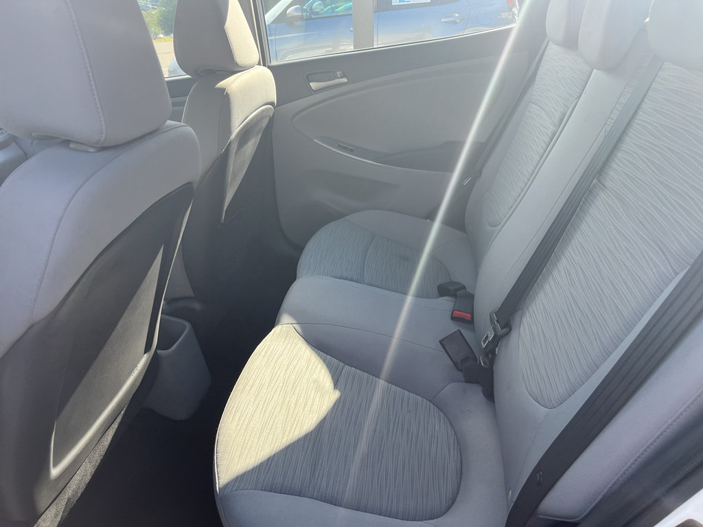 Used 2016 Hyundai Accent SE FWD image 8