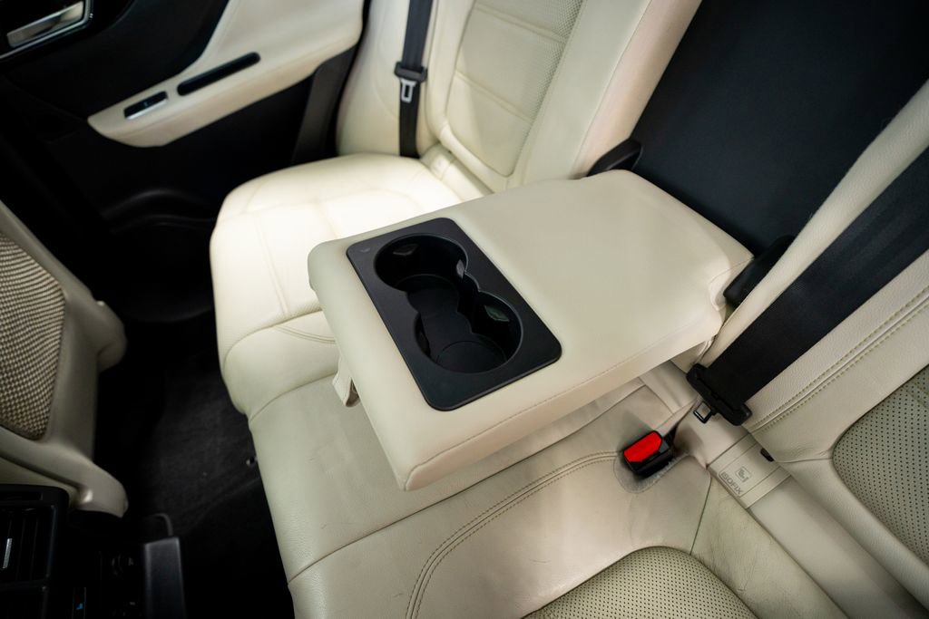 Used 2019 Jaguar F-PACE Prestige AWD/4WD image 46