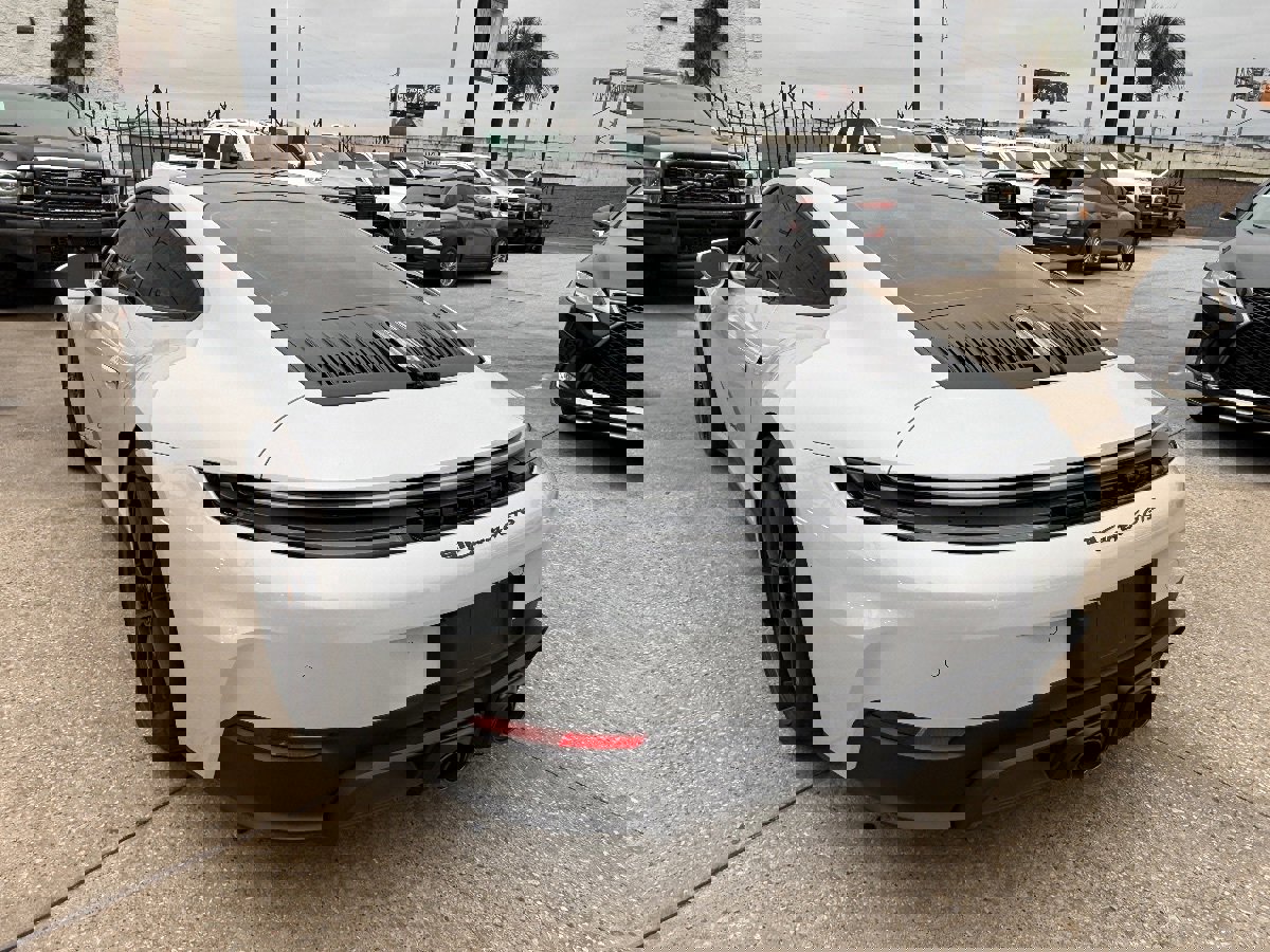 Used 2025 Porsche 911 Carrera 4 GTS image 6