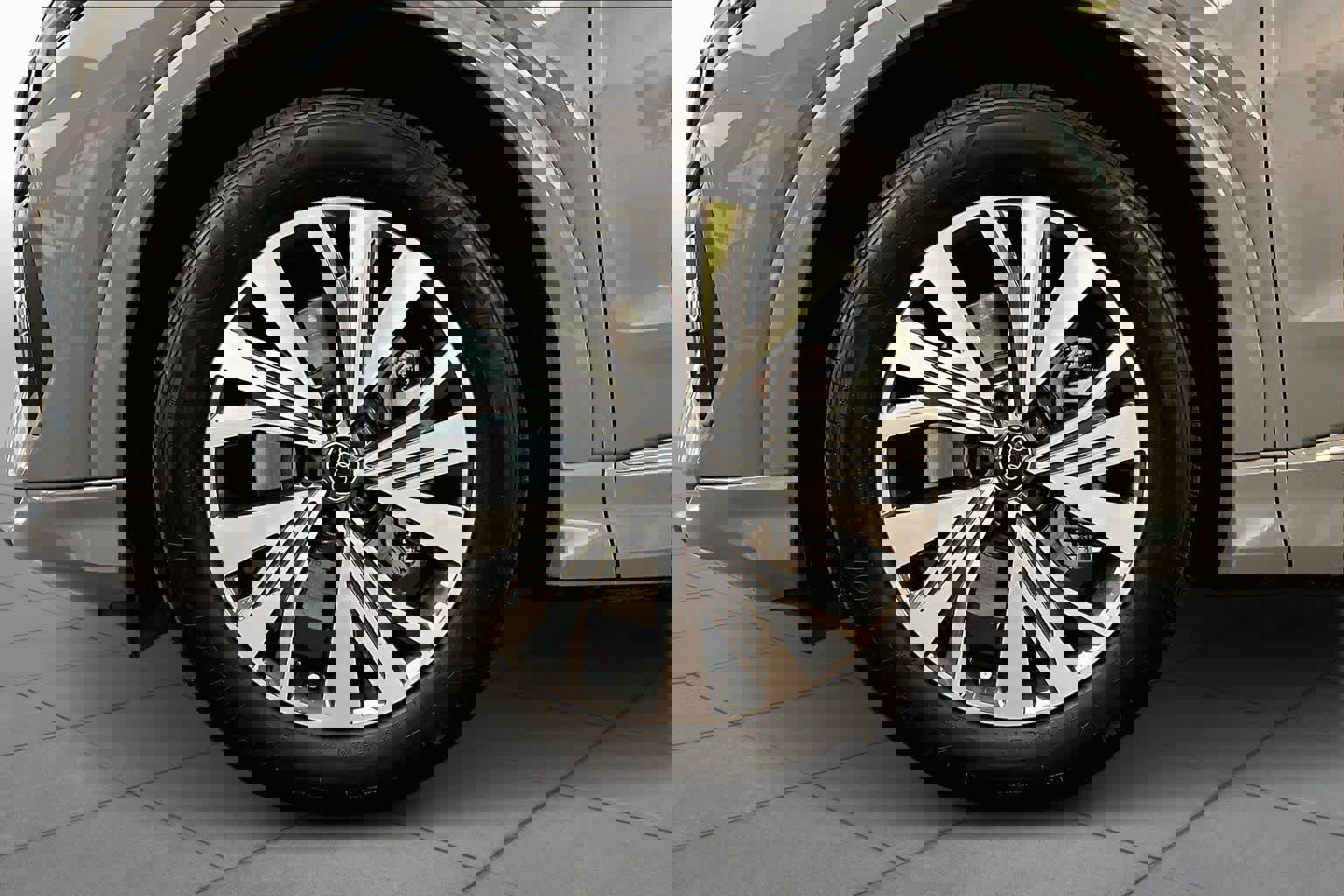 Certified 2025 Audi Q4 e-tron Premium w/ Convenience Package image 10