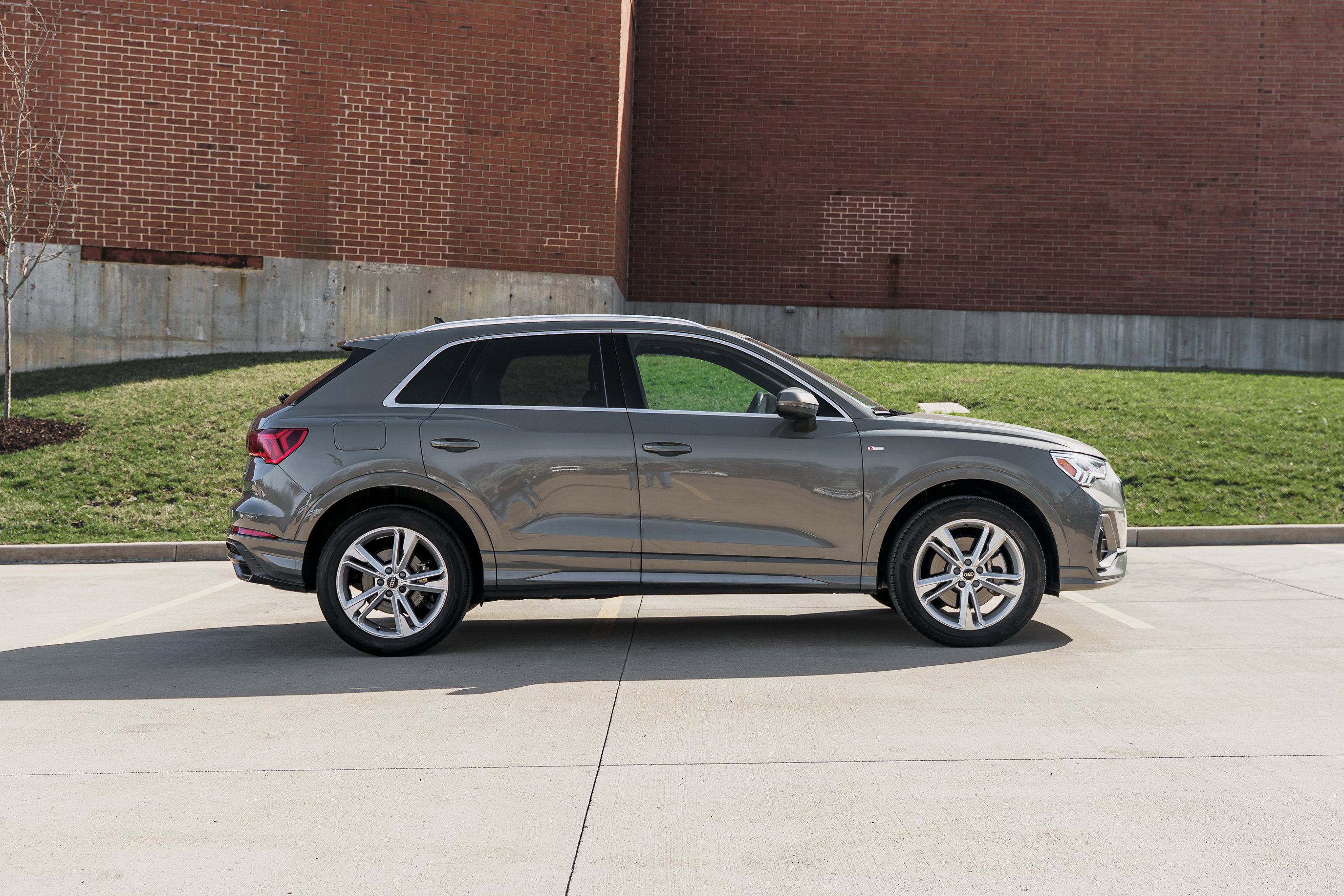 Used 2022 Audi Q3 2.0T Premium Plus image 3