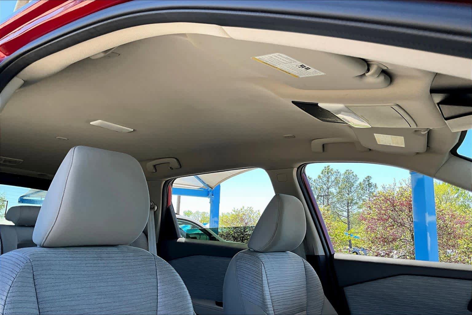 Used 2023 Nissan Rogue SV FWD image 14